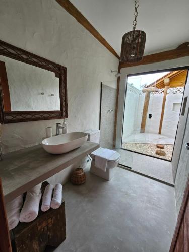 Ένα μπάνιο στο Casa Caroá - Chalé 2