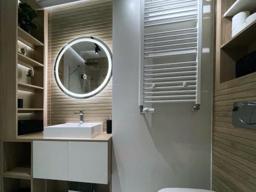 Ένα μπάνιο στο 4UApart-Apartment suite Amour