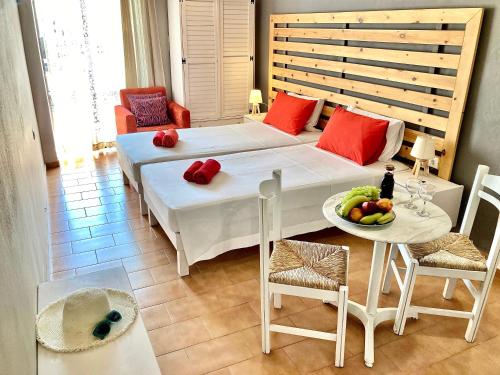 Postel nebo postele na pokoji v ubytování Eleana Apartments