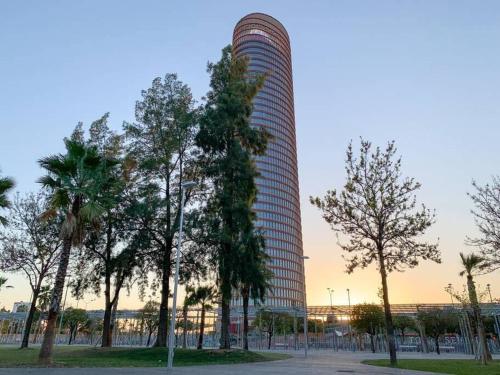 Disfruta Sevilla desde Triana junto al río