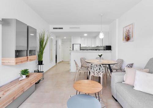 Η κουζίνα ή μικρή κουζίνα στο Seaside apartment Cabo Roig