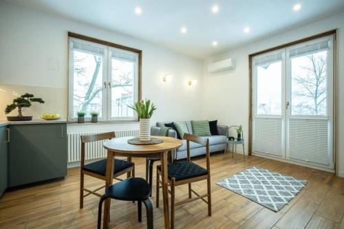 Zegrze Lake WP Nowy Apartament z widokiem na jezioro