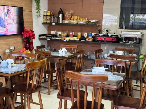 Makanan di atau berdekatan apartmen