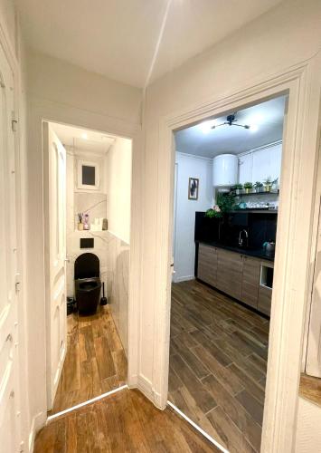 Photo de la galerie de l'établissement Paris Champs Élysées direct!Metro 13/Asnières/Seine, à Asnières-sur-Seine