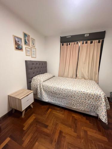 Postel nebo postele na pokoji v ubytování Palacio 210 - Plaza España - Nueva Córdoba - 2 dormitorios