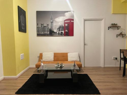 O zonă de relaxare la Birmingham City Centre One Bedroom Apartment - FREE Parking, FREE & Fast WiFi, 24HR Check-in, Nearby O2 Academy, The Mailbox & Broad Street