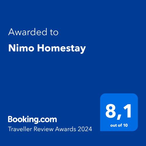 Un certificado, premio, letrero u otro documento en Nimo Homestay