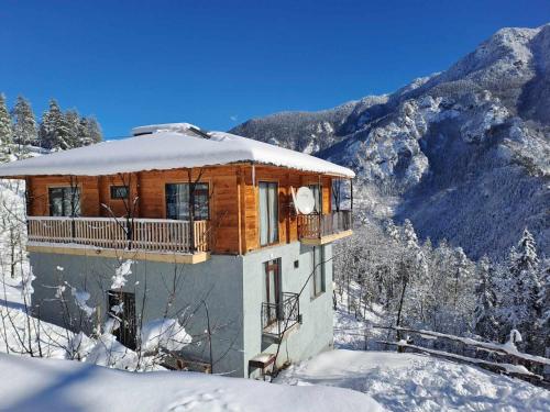 Hotel Khulo lnn en invierno