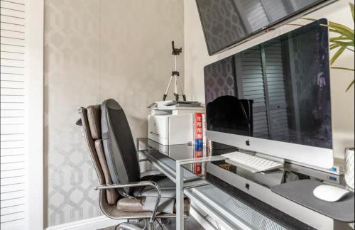 Gorgeous DTLA w/ View + Hot Tub! photo 19