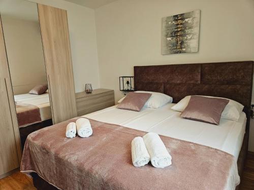 A bed or beds in a room at Holiday Home Dajana