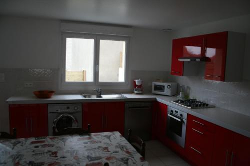 Dapur atau dapur kecil di Gites de groupe Wissant Magaly
