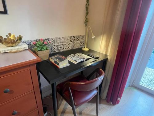 Private Garden Retreat in Historic Lisbon
