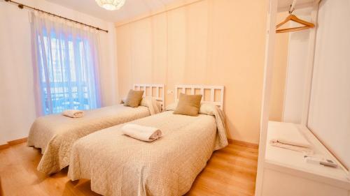 Apartamento Sol - Centro - 3 Dormitorios para Familias y Grupos - Fácil Aparcamiento