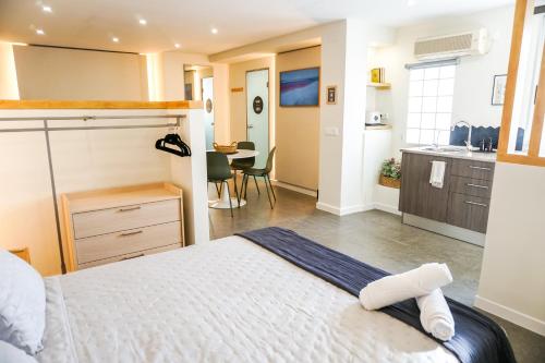 Estudio Suite 408
