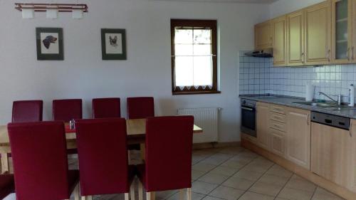A kitchen or kitchenette at FerienVilla Nimori