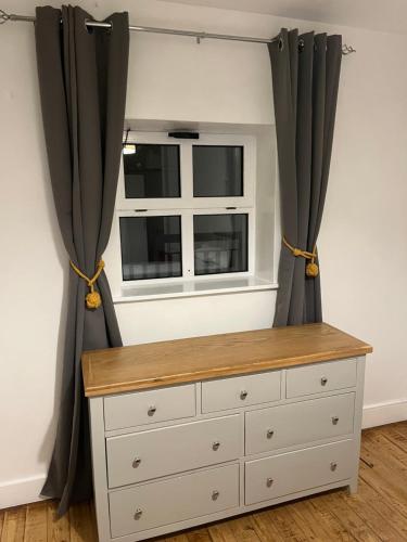 Gambar di galeri bagi Apartment 12, Sea Wharf di Westport