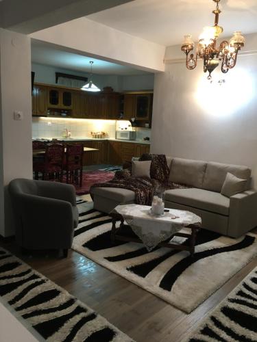 Un lugar para sentarse en AGAPI’S HOUSE