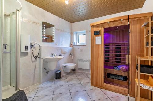 Koupelna v ubytování Ferienhaus Wind und Wolke