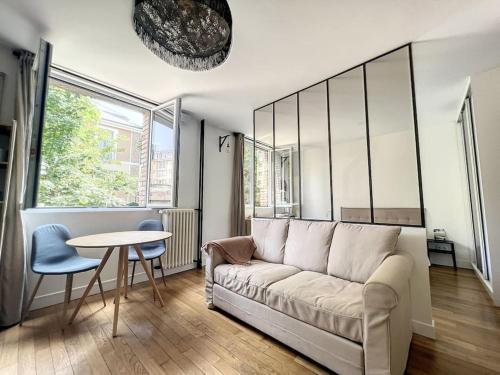 Appartement refait à neuf à 2 min du Chateau