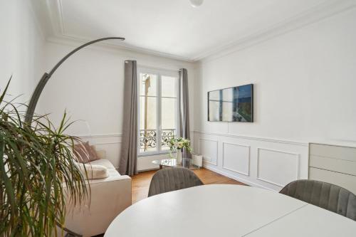 Le XVIe Chic - Paris