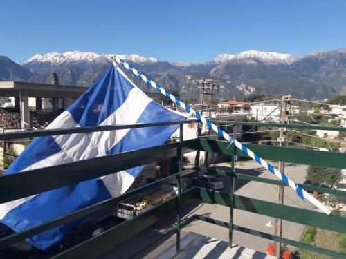 Γενική θέα στο βουνό ή θέα στο βουνό από  αυτό το ξενοδοχείο διαμερισμάτων