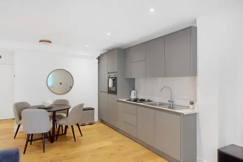 Stylish & Spacious Modern Apartments near Dalston Kingsland Station - by Short Stories London photo 10