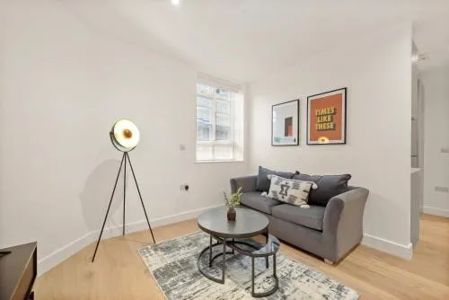 Stylish & Spacious Modern Apartments near Dalston Kingsland Station - by Short Stories London photo 18