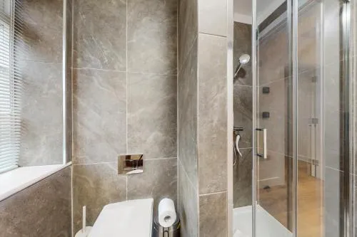 Stylish & Spacious Modern Apartments near Dalston Kingsland Station - by Short Stories London photo 47