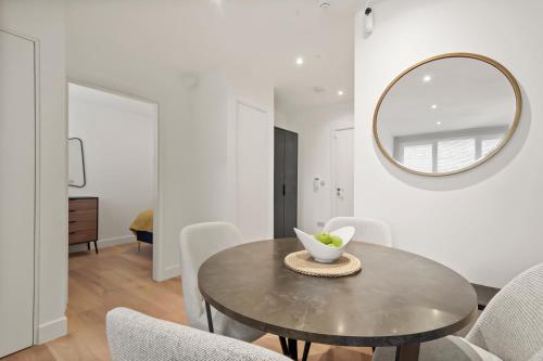 Stylish & Spacious Modern Apartments near Dalston Kingsland Station - by Short Stories London photo 61