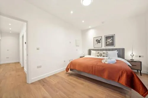 Stylish & Spacious Modern Apartments near Dalston Kingsland Station - by Short Stories London photo 17