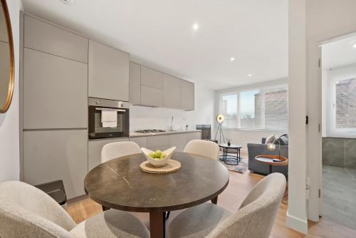 Stylish & Spacious Modern Apartments near Dalston Kingsland Station - by Short Stories London photo 51