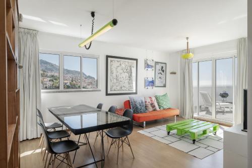 Rooftop Funchal - By Wehost