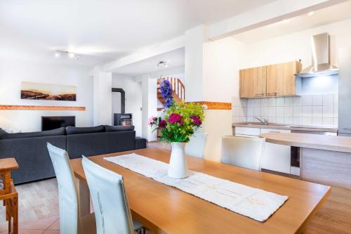 Dapur atau dapur kecil di Ostsee Bauernhof Schwalbennest OFC 15