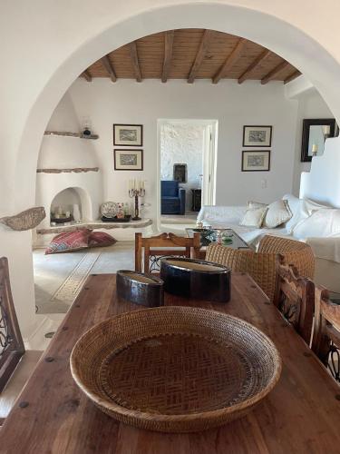 Luxurious Traditional Home