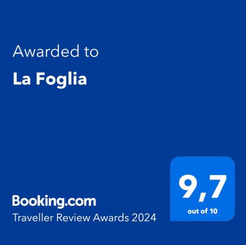 Ett certifikat, pris eller annat dokument som visas upp på La Foglia