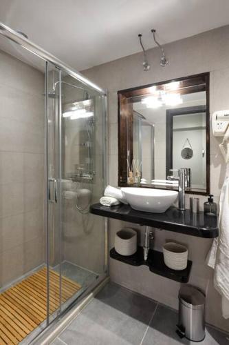 Nefeli boutique city Suite
