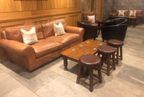 Χώρος καθιστικού στο The Manor Inn Pub and Steakhouse, Fridaythorpe, Driffield