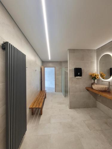 Koupelna v ubytování Quinta do Bento