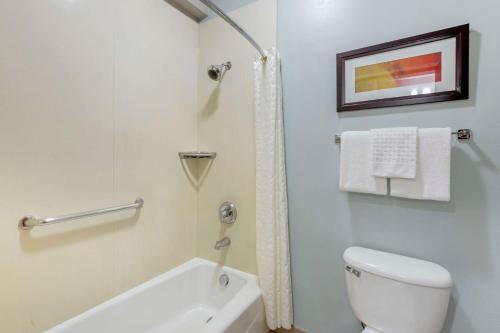 Ein Badezimmer in der Unterkunft Best Western PLUS Peppertree Inn at Omak