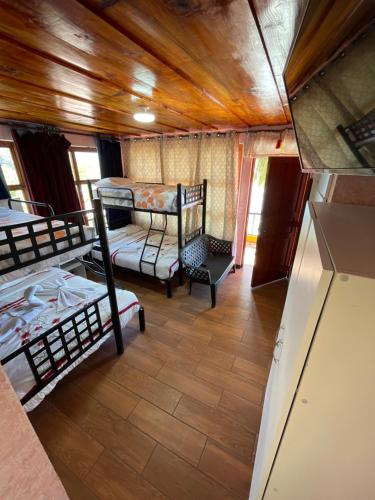 Gallery image of Atitlan Inn in Jucanyá