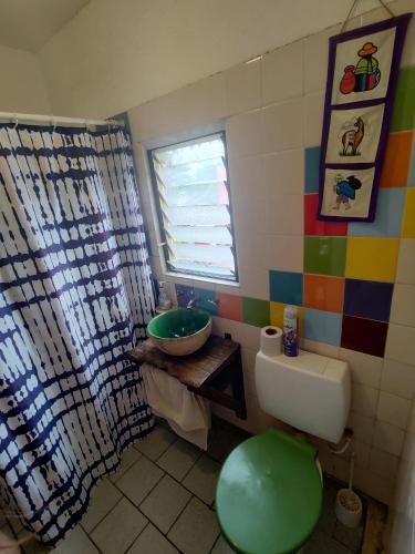 Ванная комната в Onda Verde Hostal