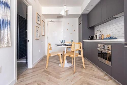Boutique Condo in DT Miami Perfect for Couples/Fam photo 10