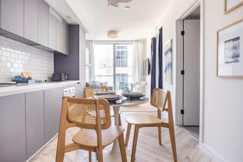 Boutique Condo in DT Miami Perfect for Couples/Fam photo 6