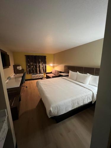 Quality Inn & Suites Willows – Photos 4
