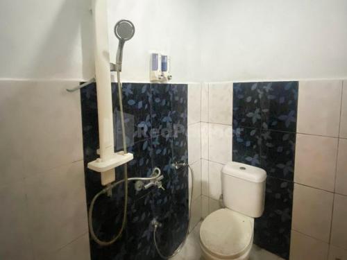 Bilik mandi di House Of Tuwuh Syariah 2 Lampung RedPartner