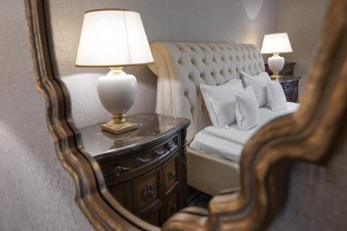 Гостиная зона в Hotel Palace