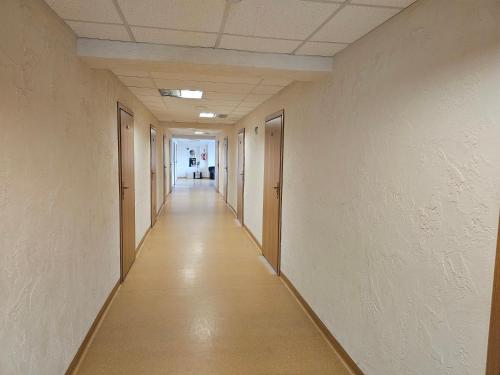 an empty hallway in an office building at Kėdainių profesinio rengimo centras in Kėdainiai