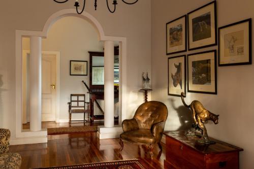 Zona de estar de Founders Lodge by Mantis