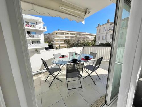 Appartement centre de Cannes - 2 pièces - Garage