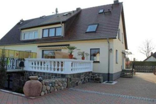 Το κτήριο όπου στεγάζεται  το δωμάτιο σε οικογενειακή κατοικία